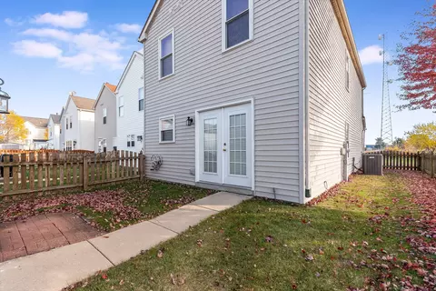 2000 Union Mill Dr, Aurora, IL 60503 photo 3