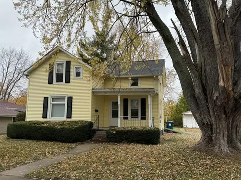 521 W Central Ave, Princeton, IL 61356