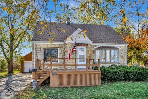 28 E 31st St, Steger, IL 60475 photo 2