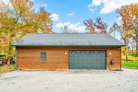 Exterior - 2045 N 3650 Rd, Serena, IL 60549 photo 7 of 17