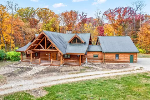 Exterior - 2045 N 3650 Rd, Serena, IL 60549 photo 8 of 17