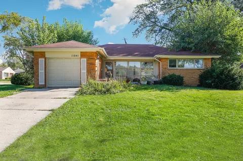 11041 S Keeler Ave, Oak Lawn, IL 60453