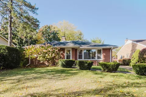 114 N Russel St, Mount Prospect, IL 60056