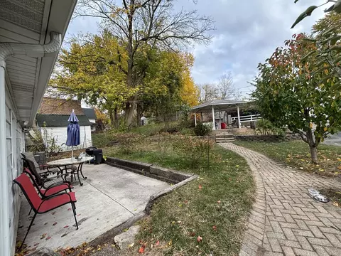 665 Wellington Ave, Elgin, IL 60120 photo 13