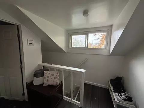 665 Wellington Ave, Elgin, IL 60120 photo 8