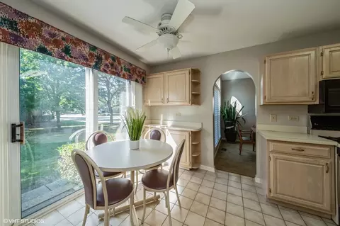 Other - 1541 Diamond Dr, Hoffman Estates, IL 60192 photo 2 of 7