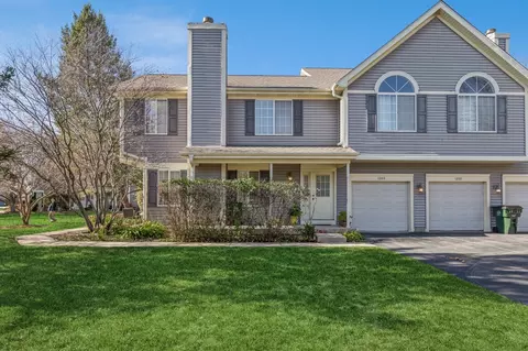 1200 Locust Dr, Sleepy Hollow, IL 60118