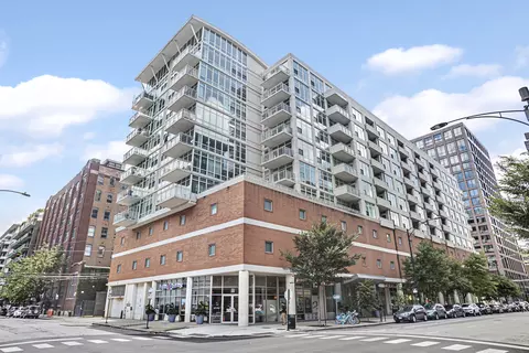 909 W Washington Blvd #605, Chicago, IL 60607