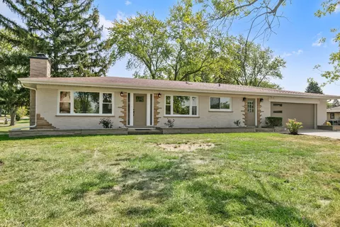 6 N561 Fairway Ln, Itasca, IL 60143