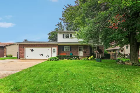 5307 May Ave, Richmond, IL 60071