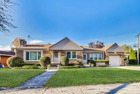1108 Park Ridge Blvd, Park Ridge, IL 60068