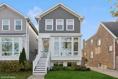 4921 W Dakin St, Chicago, IL 60641
