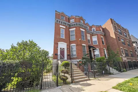 4020 S Drexel Blvd, Chicago, IL 60653