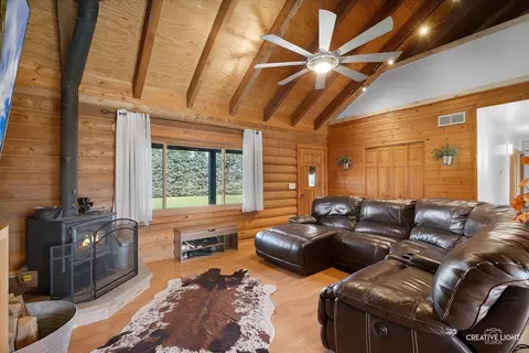 3711 W Sumner Rd, Leaf River, IL 61047 photo 4