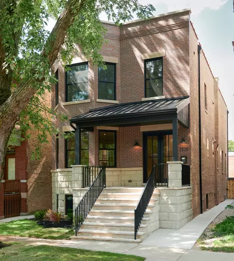 3520 N Bell Ave, Chicago, IL 60618