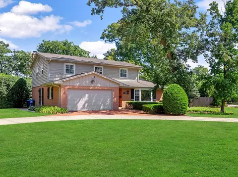 1145 Norman Ln, Deerfield, IL 60015