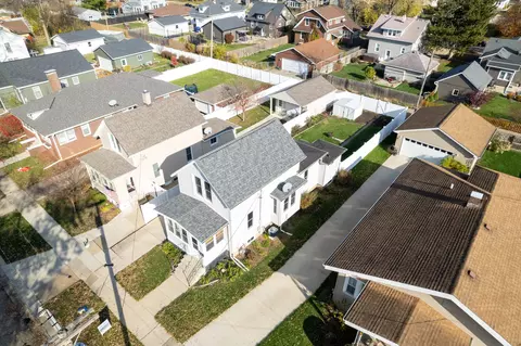 View/Area - 424 3rd Ave, Ottawa, IL 61350 photo 2 of 3