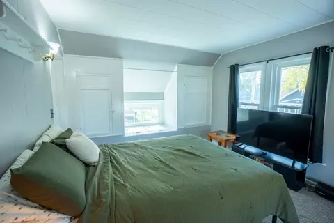 Bedroom - 424 3rd Ave, Ottawa, IL 61350 photo 4 of 4