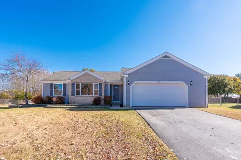 851 Hickory Ct, Marengo, IL 60152