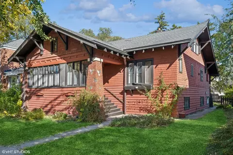 704 S East Ave, Oak Park, IL 60304