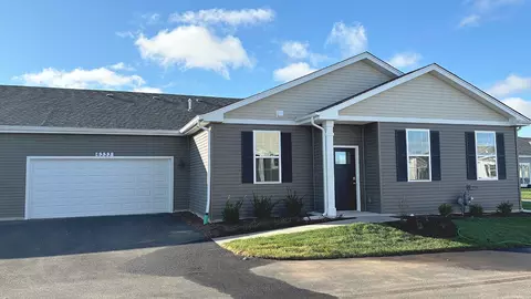 6333 Juniper Dr, Wonder Lake, IL 60097