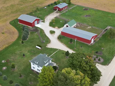 159 Twombley Rd, Creston, IL 60113