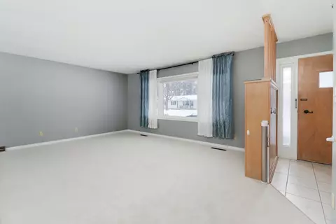 Living - 310 Margaret Ave, Normal, IL 61761 photo 1 of 10