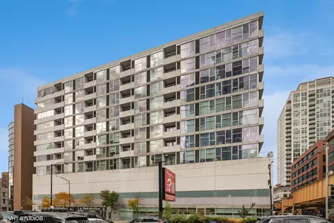 630 N Franklin St #1015, Chicago, IL 60654