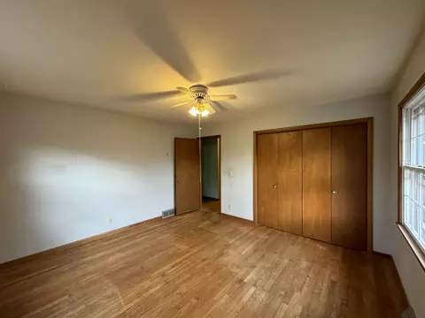 Bedroom - 780 Gary Ave, Aurora, IL 60506 photo 2 of 6