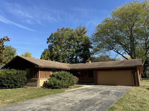 780 Gary Ave, Aurora, IL 60506