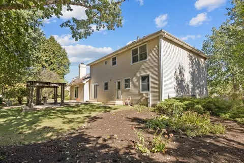 Undisclosed, Naperville, IL 60565 photo 4