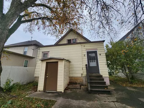 835 S Washington Ave, Kankakee, IL 60901 photo 3