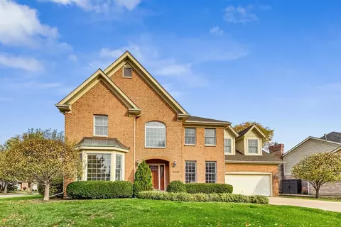 3408 Winchester Ln, Glenview, IL 60026