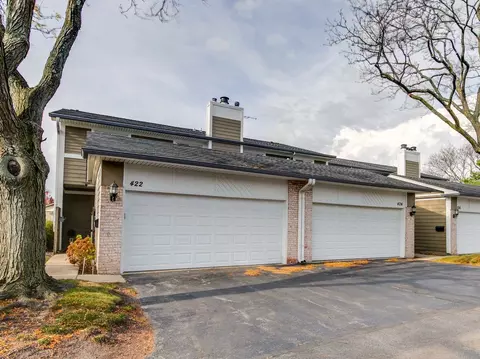 422 Mallard Dr, Deerfield, IL 60015