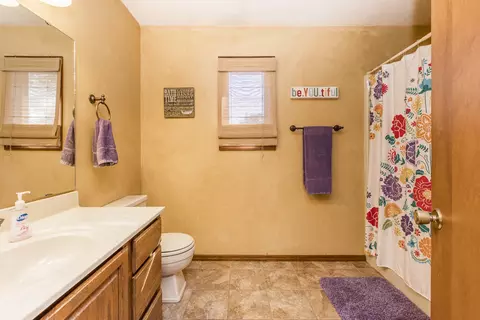 32 Gloucester Cir, Bloomington, IL 61704 photo 23
