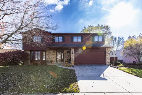 32 Gloucester Cir, Bloomington, IL 61704 photo 32