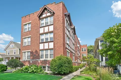 11 S 6th Ave #3B, La Grange, IL 60525