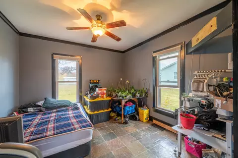 205 E 3rd St, Leaf River, IL 61047 photo 17