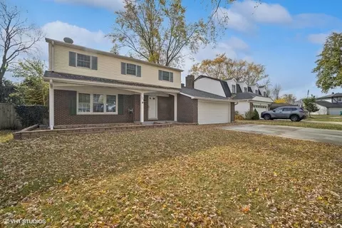 133 Selwyn Ln, Buffalo Grove, IL 60089