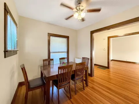 103 E Roosevelt St, Freeport, IL 61032 photo 9