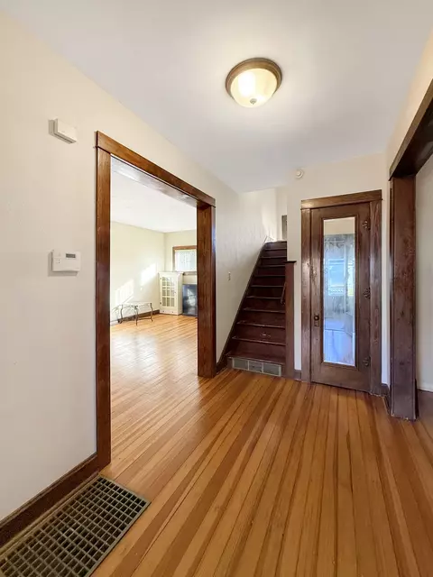 103 E Roosevelt St, Freeport, IL 61032 photo 11