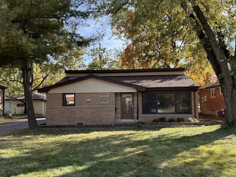 1637 187th St, Homewood, IL 60430