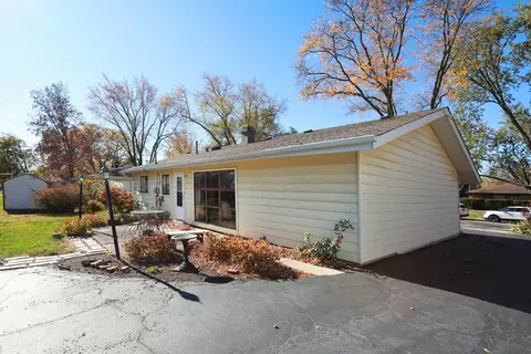 645 Olive St, Hoffman Estates, IL 60169 photo 29