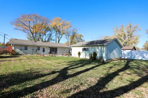 645 Olive St, Hoffman Estates, IL 60169 photo 27