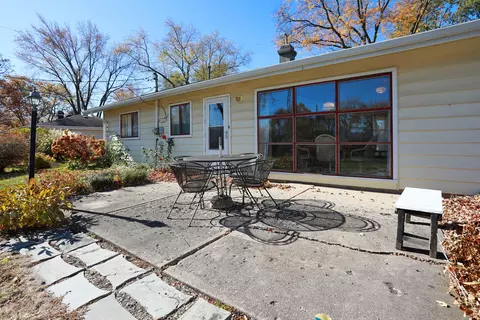 645 Olive St, Hoffman Estates, IL 60169 photo 30