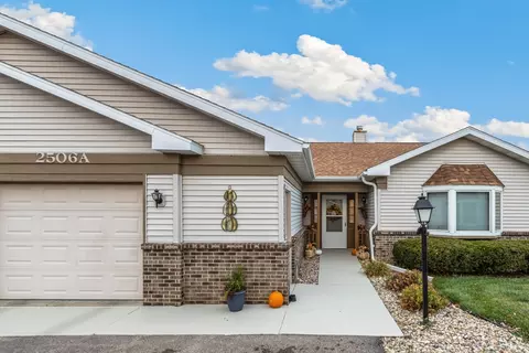 2506 Katey Ct # A, Sterling, IL 61081