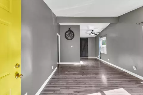 Entry Way - 2015 Greendale Dr, Champaign, IL 61821 photo 1 of 4