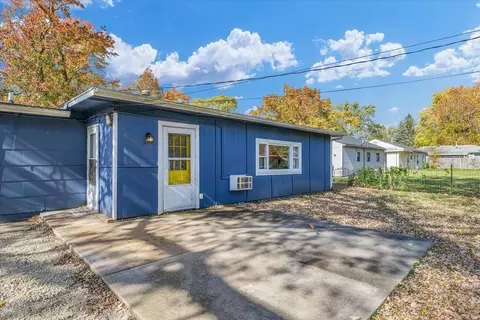 Exterior - 2015 Greendale Dr, Champaign, IL 61821 photo 9 of 9