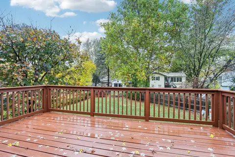 358 Shiloh Ct, Elgin, IL 60120 photo 29