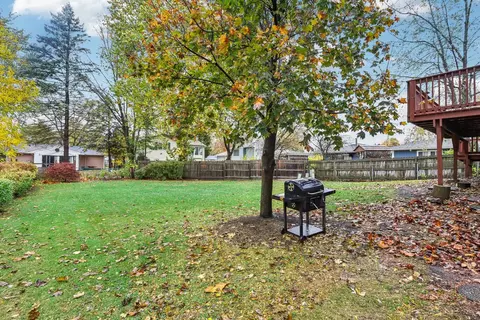 358 Shiloh Ct, Elgin, IL 60120 photo 36